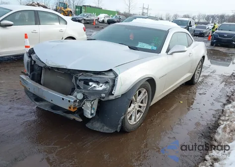 2015 Chevrolet Camaro 2Ls z USA, uszkodzony, nr VIN 2G1FB1E37F9159862